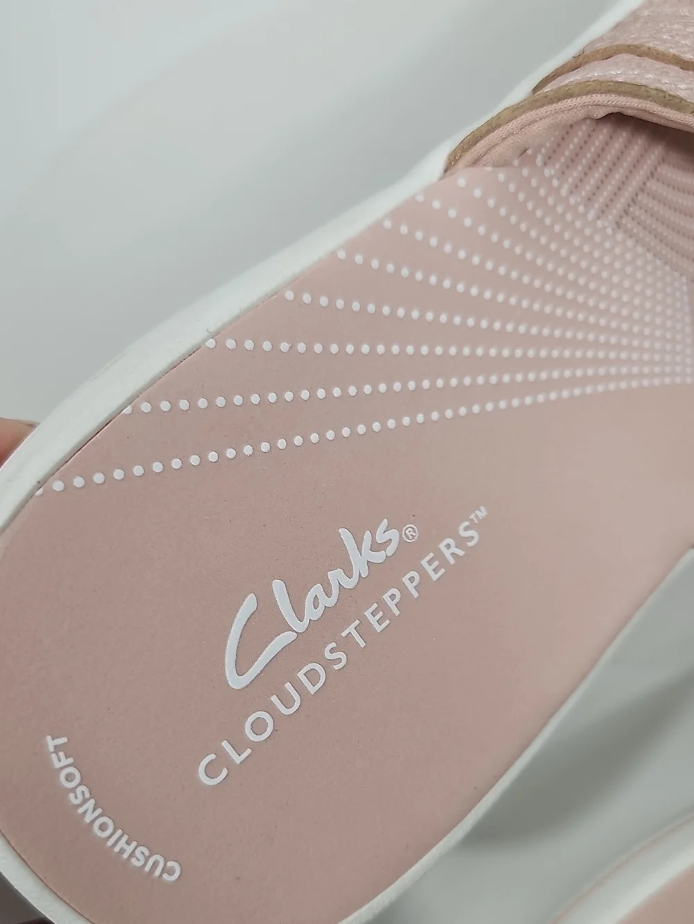 NWT Clarks Cloudsteppers Cushion Soft Bow Thong Sandals Blush Pink 12